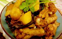 鸡肉土豆炖蘑菇