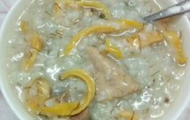 排骨铜钱螺皮蛋粥