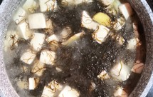 简单发财汤（发菜豆腐虾干汤）