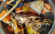 灵芝石斛猪骨汤