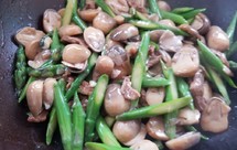 草菇炒芦笋耗油版-家常快手菜