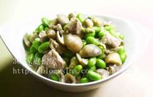 毛豆草菇炒肉丁
