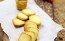 极简风炼奶小饼干