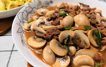 超鲜甜的炒口蘑