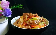 蚝油双菇爆牛肉