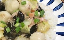 三鲜鱼丸盖浇饭