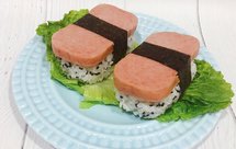 快手午餐肉饭团