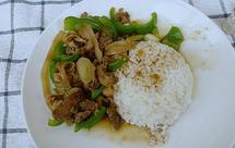 青椒牛肉盖浇饭