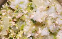 芹菜冬瓜花菇猪肉软饭（三阶段辅食）