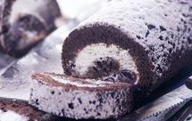 黑樱桃巧克力蛋糕卷