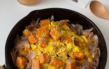 这个剩米饭一定要锁死 ｜ 午餐肉滑蛋盖饭