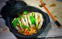 夹心五花肉芋头煲—即煲又是蒸