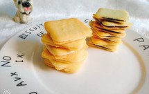 北海道白巧克力夹心薄饼（白い恋人）