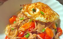 鮮茄牛肉煎蛋蓋飯