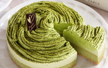 奢侈的三层抹茶双层芝士蛋糕