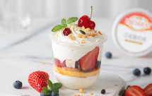 酸奶油香缇奶油蛋糕卷