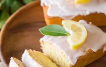 低脂椰子油柠檬酸奶磅蛋糕