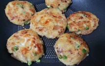 会拉丝的马苏里拉芝士土豆煎饼