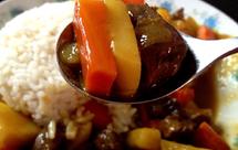 咖喱牛肉盖浇饭