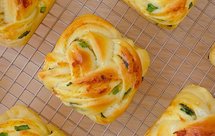 香葱肉松mini小吐司