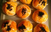 高筋面粉蛋黄酥