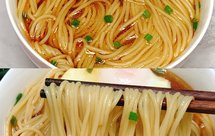 早起就为了这碗荷包蛋清汤面！好吃到一滴汤不剩