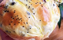 不用烤箱和高筋粉也可以做的蒸面包