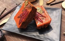 秘制牛油火锅底料，使用超过火锅店的专业秘制配方