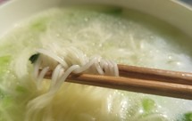 芹菜面条（清淡刮油款）