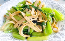 #清淡下饭#芹菜豆皮