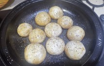 西式黑胡椒煎蘑菇（塔吉锅）