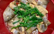 塔吉锅焗鲈鱼