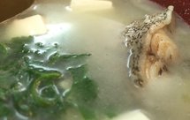 奶白奶白豆腐香菜鱼汤，只需4种食材！