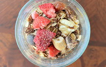 海盐巧克力草莓格兰诺拉烘焙燕麦片