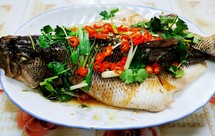 清蒸鲈鱼