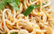 顺德鱼面，零面粉，秋冬的绝配（爆炒配汤配火锅都超好吃）