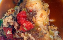 啤酒、郫县豆瓣酱炖淡水鱼