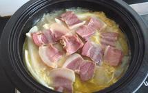 塔吉锅咸肉冬瓜娃娃菜