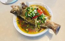 清蒸鲈鱼