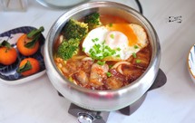 五花肉茄汁乌冬面