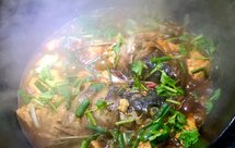 鱼头炖豆腐（红烧版）