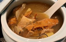 鱷魚干海底椰無花果湯