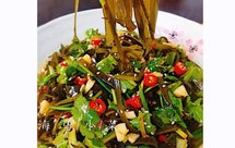 凉拌海带丝（酸辣麻香）爽口开胃咸甜适宜（配自制辣椒油方法）