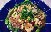 鲜辣爽口的墨鱼仔粉丝煲