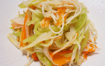 蟹肉棒拌莴笋金针菇