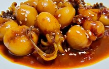 敲好次的酱爆墨鱼仔