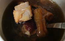 羊肚菌鱼胶排骨汤