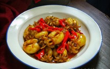 豆瓣酱爆墨鱼仔