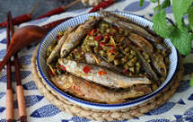 酸豆角炒干鱼仔