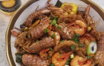 鸡爪明虾皮皮虾肉蟹煲（胖哥俩）